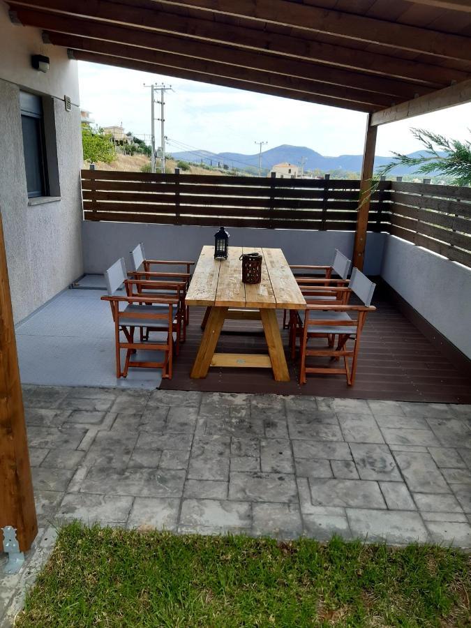 T&A Apartment,Near The Sea. Marathón Exterior foto