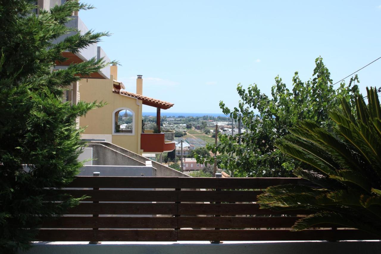 T&A Apartment,Near The Sea. Marathón Exterior foto