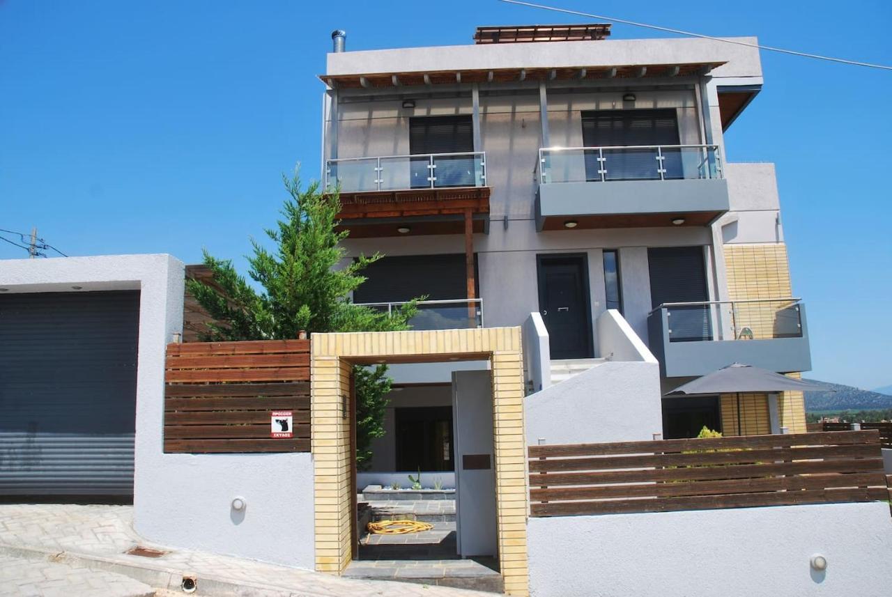 T&A Apartment,Near The Sea. Marathón Exterior foto