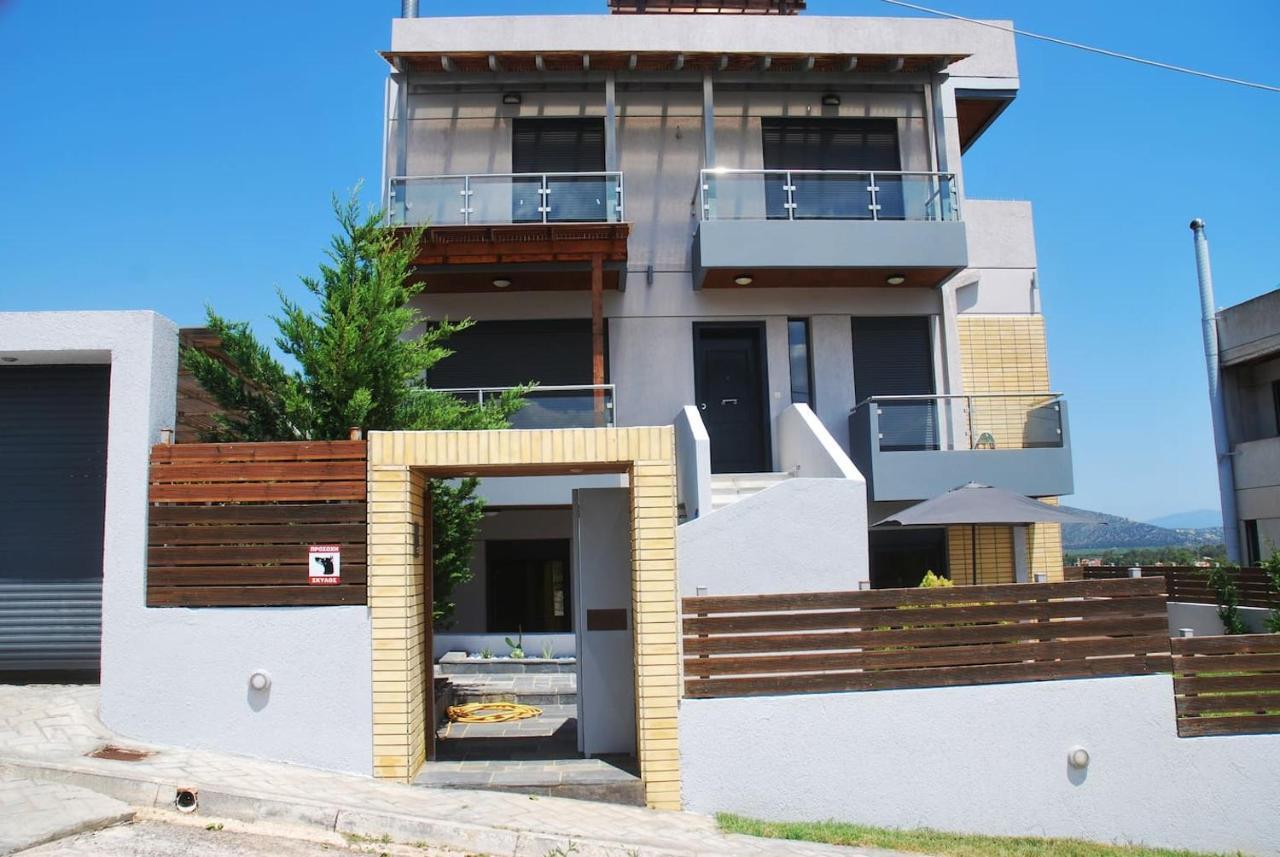 T&A Apartment,Near The Sea. Marathón Exterior foto